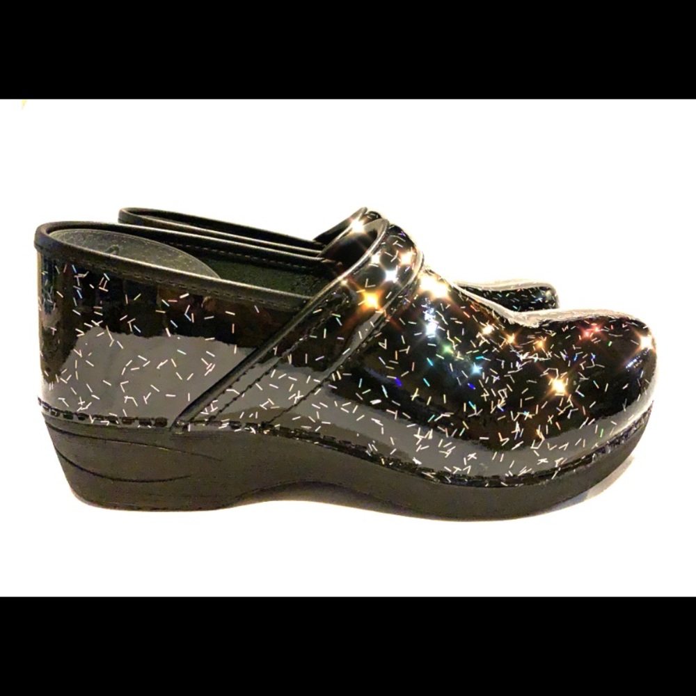 Dansko XP 2.0 patent clog with rainbow flecks